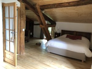 Albi, Cordes sur Ciel, Monestiés, Gaillac & Tarn ✅ Chambre d’Hôtes Insolite ✅ Alentours Albi & Cordes sur Ciel dans le Tarn (81) ⭐ Spa Jacuzzi Privatif ⭐ Piscine